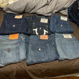TRUE RELIGION JEANS LIKE NEW SIZE 38